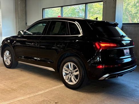 Used 2023 Audi Q5 2.0T Premium w/ Convenience Package AWD/4WD image 3