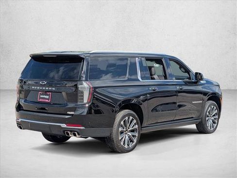 New 2026 Chevrolet Suburban High Country w/ LPO, Illumination Package RWD image 2