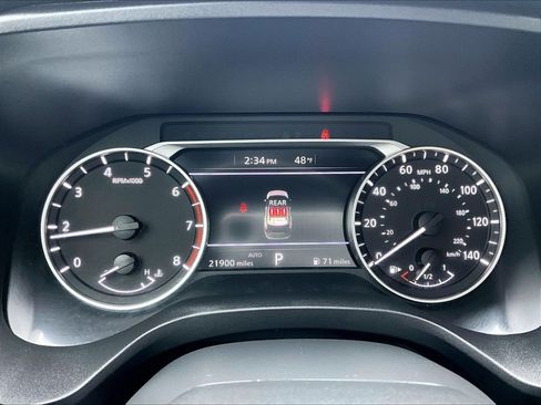 Used 2025 Nissan Rogue S AWD/4WD image 25