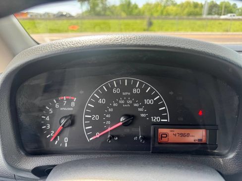 Used 2019 Nissan NV200 SV image 13
