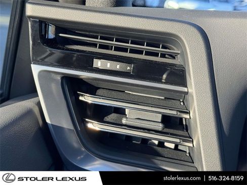 Used 2024 Lexus GX 550 image 29