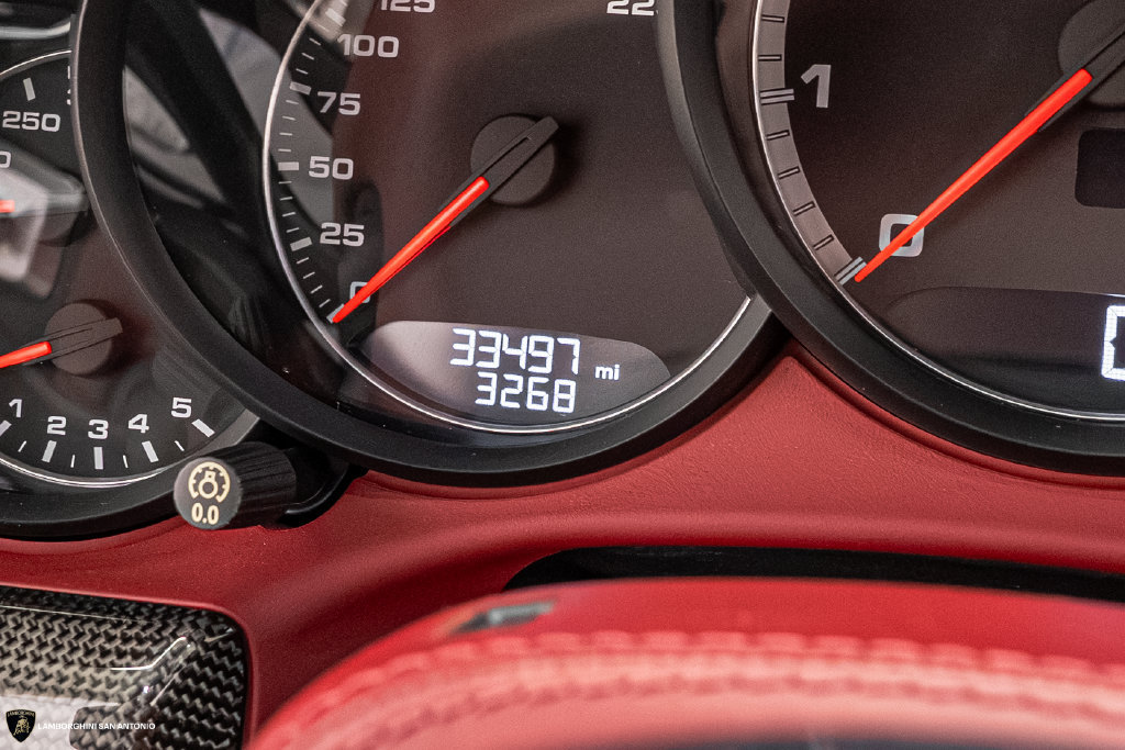 Used 2018 Porsche 911 Turbo S AWD/4WD image 39