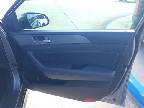 Used 2018 Hyundai Sonata Sport image 16