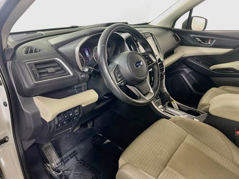 Used 2021 Subaru Ascent Premium w/ Convenience Package image 9