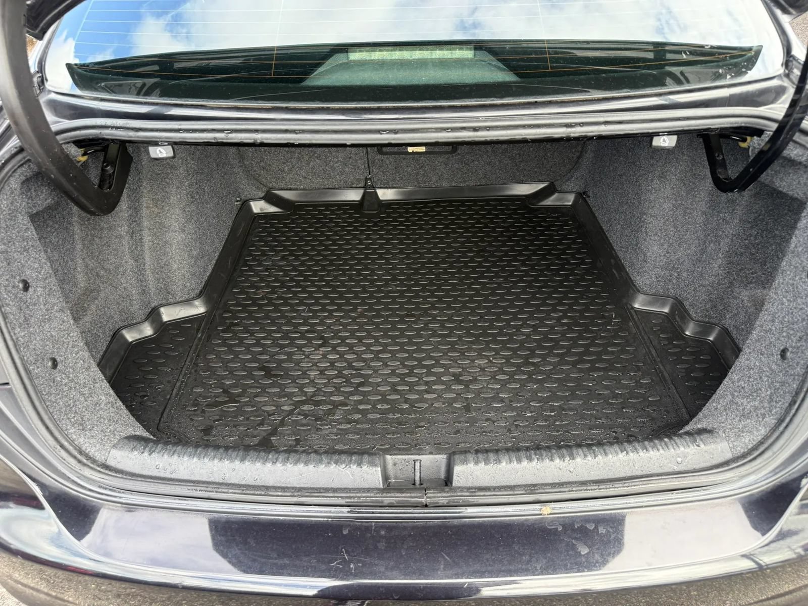 Used 2012 Volkswagen Jetta GLI Autobahn FWD image 14