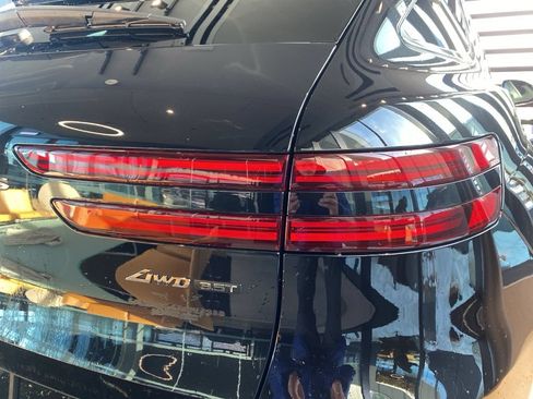 New 2026 Genesis GV70 3.5T Sport Prestige AWD/4WD image 12