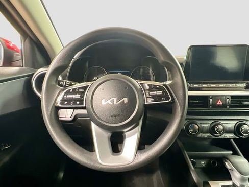 Certified 2023 Kia Forte LXS w/ LXS Technology Package image 11