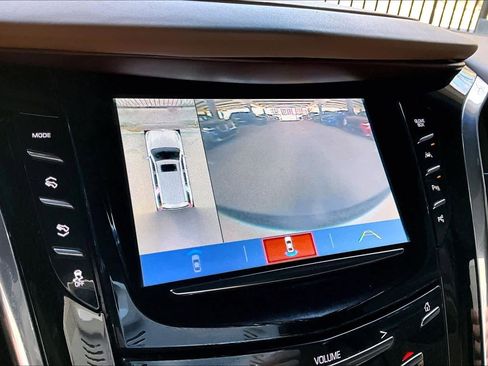 Used 2017 Cadillac Escalade Platinum image 26