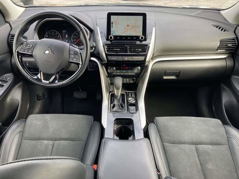 Used 2024 Mitsubishi Eclipse Cross SE image 17