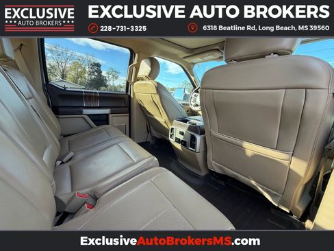 Used 2019 Ford F150 Lariat image 34