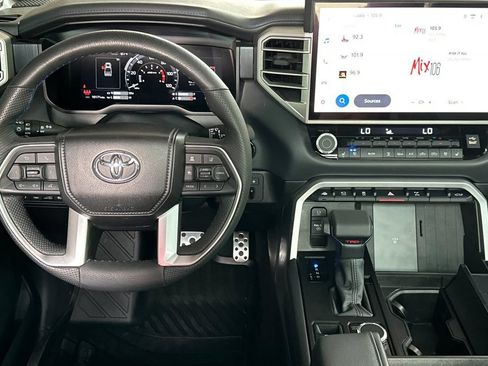Used 2025 Toyota Tundra Platinum w/ TRD Off-Road Package AWD/4WD image 14