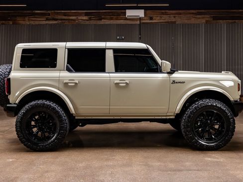 Used 2026 Ford Bronco Outer Banks AWD/4WD image 11