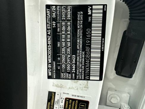 Certified 2024 Mercedes-Benz GLC 300 image 29
