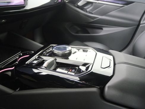 Certified 2026 BMW 540i xDrive AWD/4WD image 23