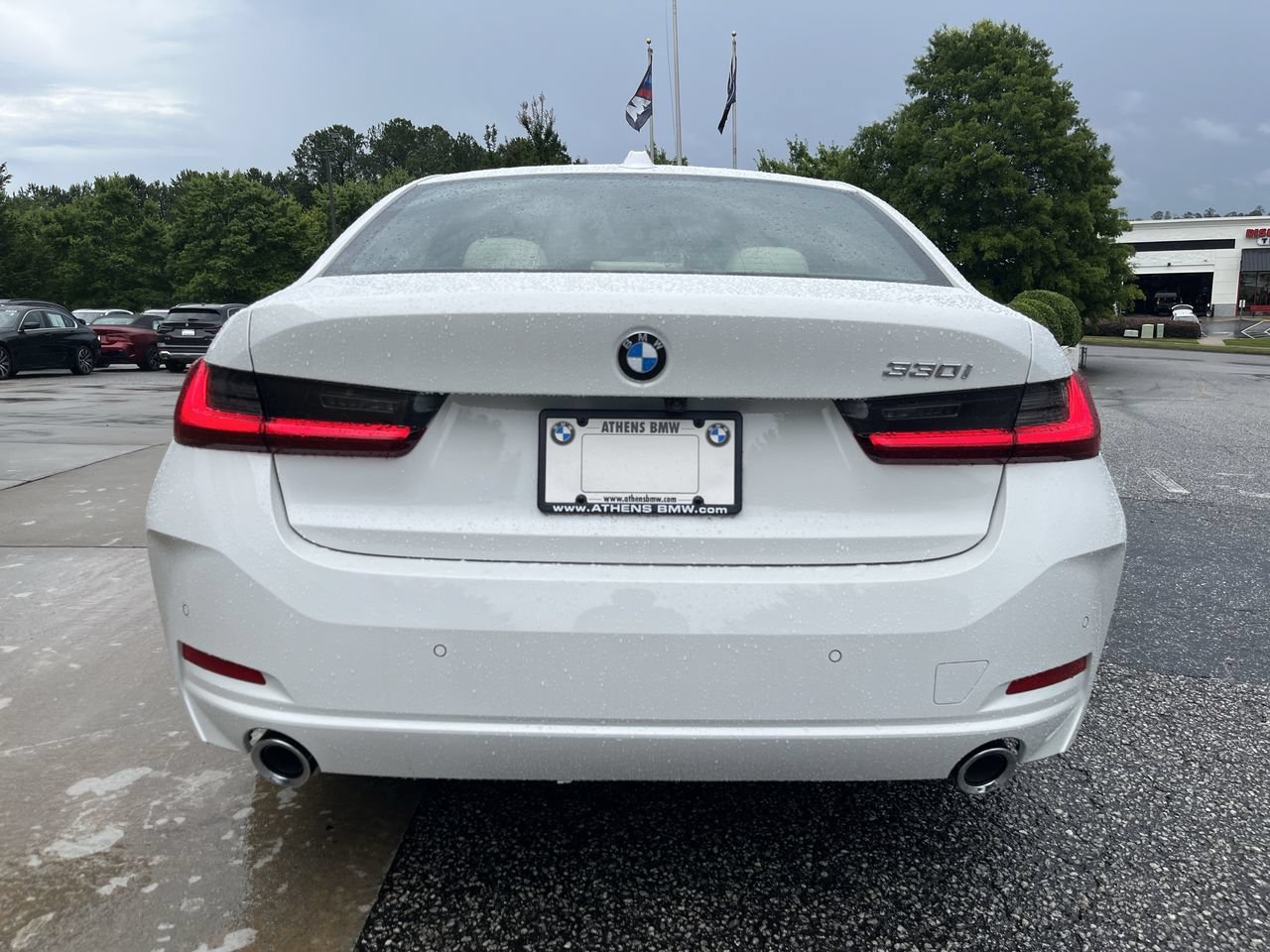 Used 2026 BMW 330i Sedan w/ Premium Package RWD image 7