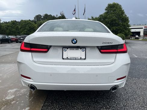 Used 2026 BMW 330i Sedan w/ Premium Package RWD image 7