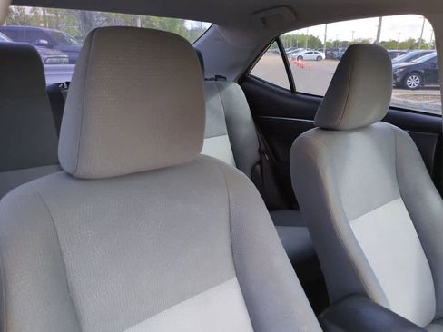 Used 2016 Toyota Corolla L FWD image 7