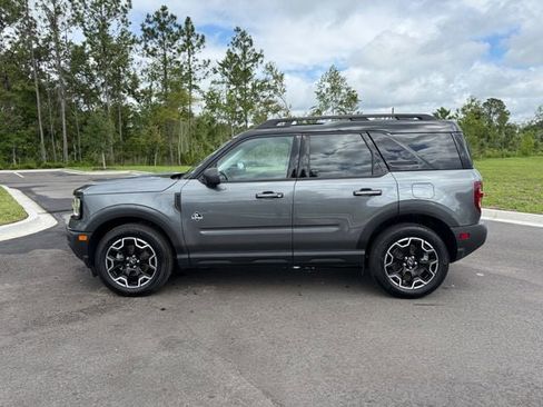 Used 2025 Ford Bronco Sport Outer Banks w/ Outer Banks Tech Package+ AWD/4WD image 2
