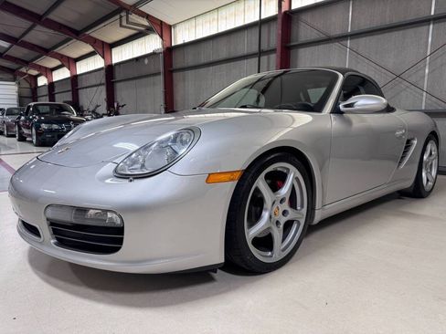 Used 2006 Porsche Boxster S RWD image 24