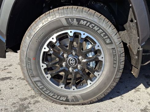 New 2025 Toyota Tundra SR5 image 18