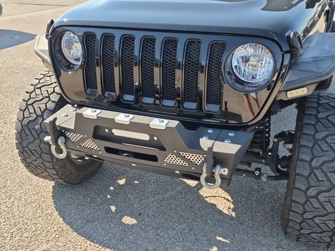 Used 2023 Jeep Wrangler Unlimited Sport AWD/4WD image 8