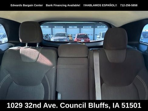 Used 2017 Jeep Cherokee Latitude AWD/4WD image 23