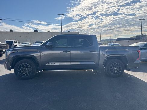 Used 2022 Toyota Tundra Platinum w/ Advanced Package image 7