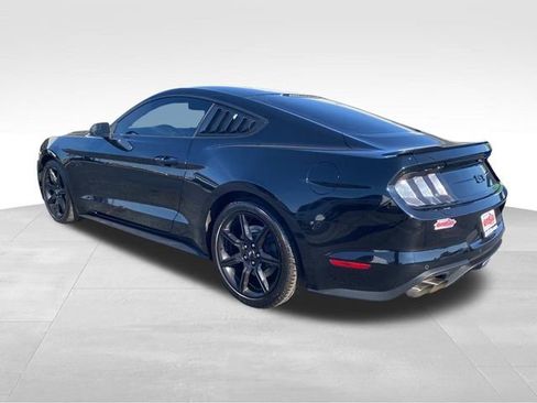 Used 2018 Ford Mustang GT w/ Black Accent Pkg image 8