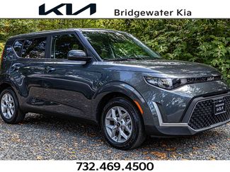 Certified 2023 Kia Soul LX w/ LX Technology Package image 1