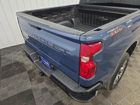 Used 2024 Chevrolet Silverado 1500 Custom Trail Boss w/ LPO, Dark Essentials Package AWD/4WD image 11