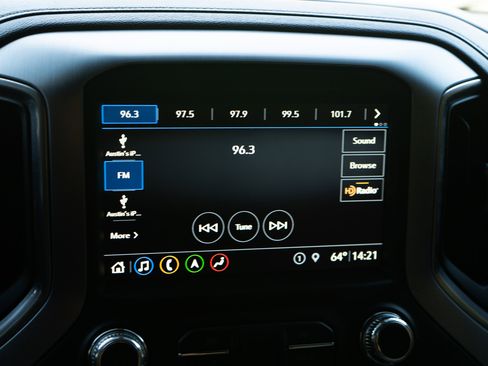 Used 2019 GMC Sierra 1500 SLT w/ SLT Premium Plus Package image 29