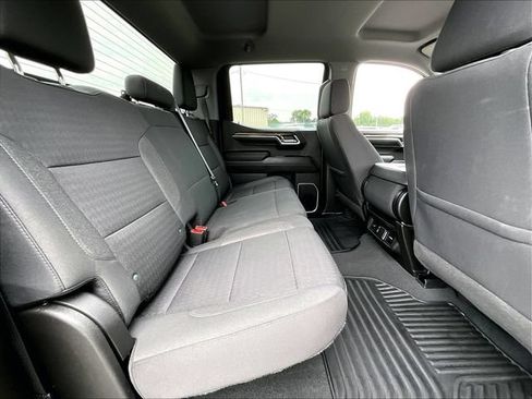 Used 2022 Chevrolet Silverado 1500 LT AWD/4WD image 16