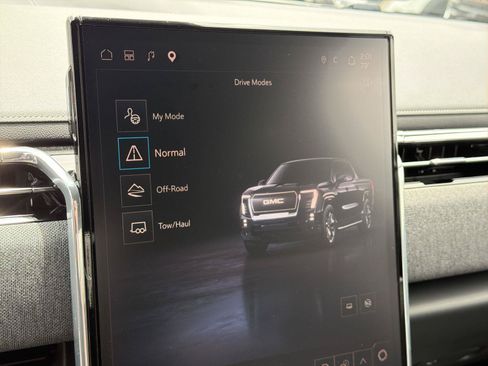 Used 2026 GMC Sierra EV Elevation AWD/4WD image 38