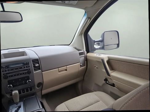 Used 2008 Nissan Titan SE RWD image 16