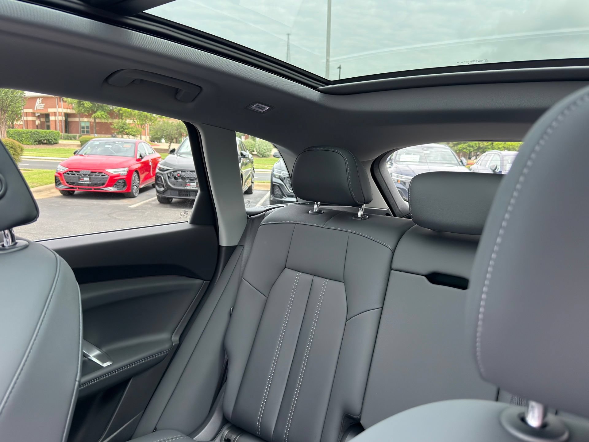 Certified 2025 Audi Q5 Premium w/ Premium Plus AWD/4WD image 11