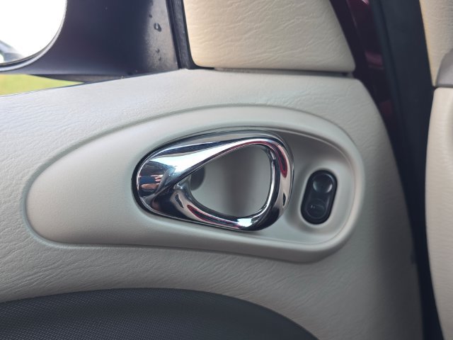 Used 2005 Chrysler PT Cruiser Touring FWD image 19