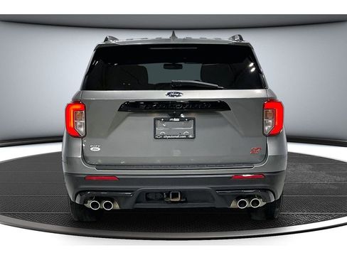 Used 2020 Ford Explorer ST image 5