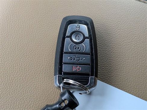 Used 2023 Ford F150 Lariat image 35