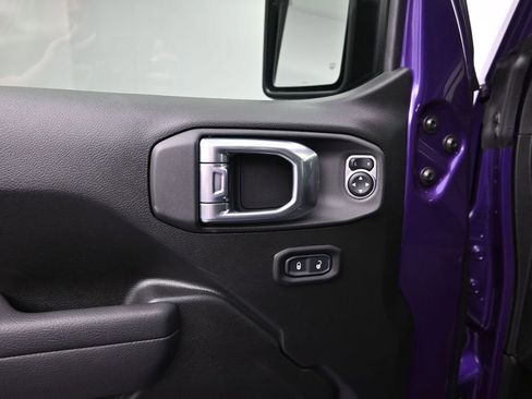 New 2026 Jeep Gladiator Sport AWD/4WD image 11