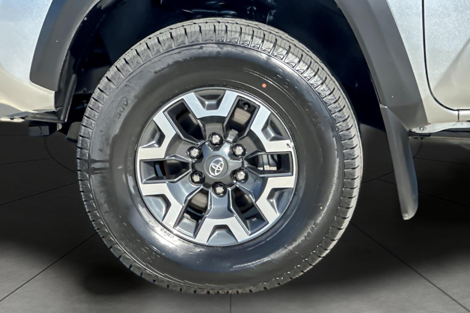 Certified 2023 Toyota Tacoma TRD Off-Road AWD/4WD image 24