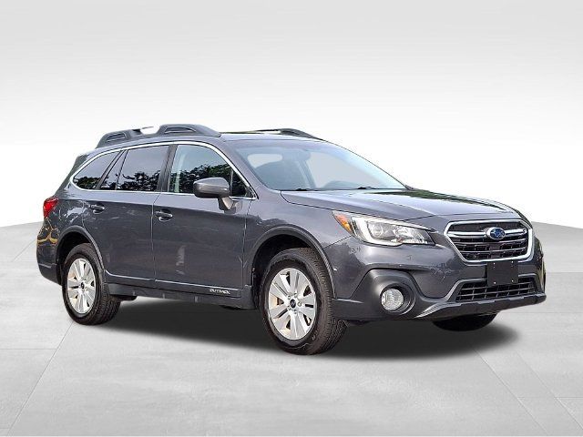 Used 2018 Subaru Outback 2.5i Premium AWD/4WD image 1