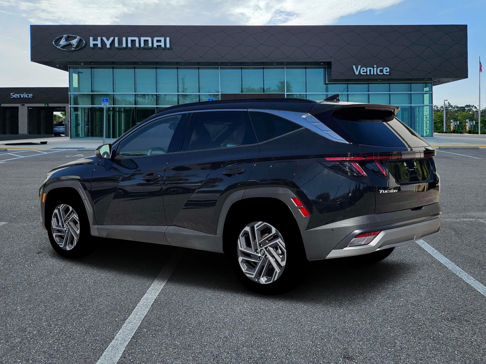 New 2026 Hyundai Tucson Limited AWD/4WD image 4