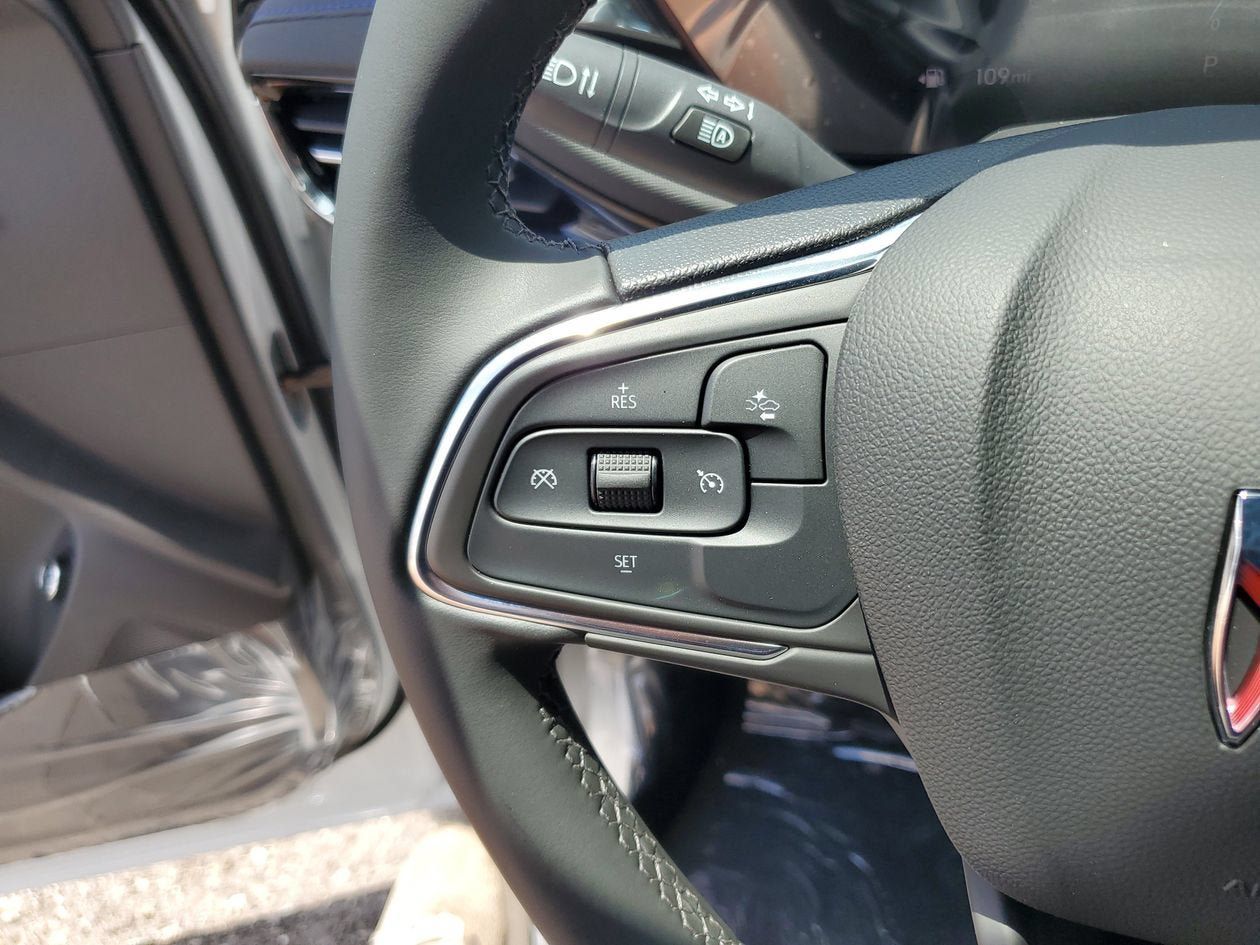 New 2026 Buick Envista Sport Touring w/ Convenience II Package FWD image 28