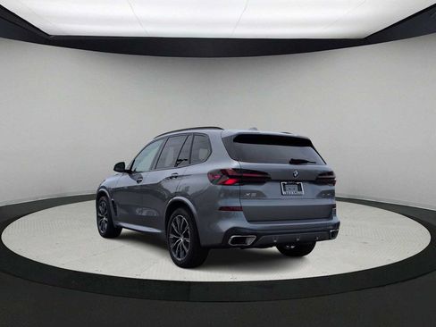 Used 2024 BMW X5 xDrive40i w/ M Sport Package AWD/4WD image 6