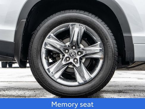 Certified 2019 Toyota Highlander Limited Platinum image 9