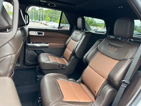 Used 2023 Ford Explorer King Ranch w/ Technology Package AWD/4WD image 20