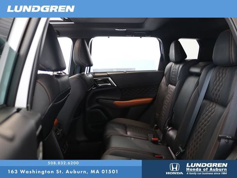Used 2022 Mitsubishi Outlander SEL AWD/4WD image 15