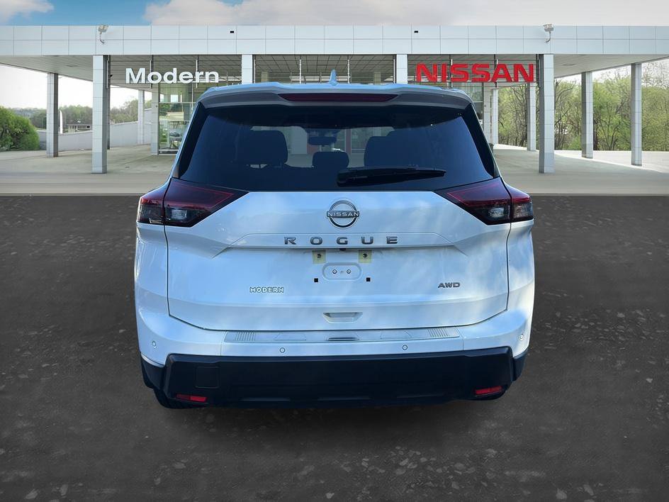 Certified 2025 Nissan Rogue SV AWD/4WD image 4