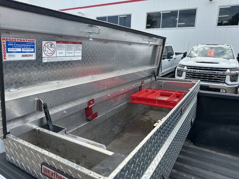 Used 2020 Ford F150 XLT w/ Equipment Group 302A Luxury AWD/4WD image 9