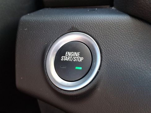 Used 2024 GMC Terrain SLT w/ Elevation Edition AWD/4WD image 25